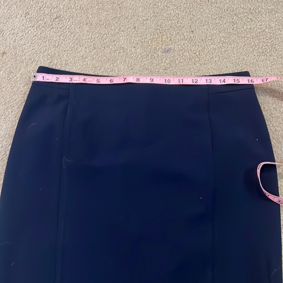 Ann Taylor navy blue pencil skirt - Picture 3 of 5